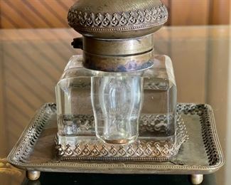 Antique Crystal Glass & Metal Inkwell Ink Well	4x4.5x4.5in	HxWxD
