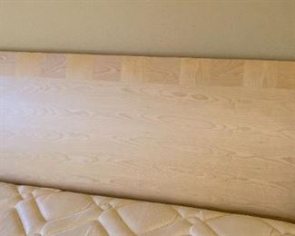 Copenhagen Hugo Natural Maple King Bed Mattress & Frame	Frame: 41 x 81 x 89 in Mattress: 75 x 78 and	HxWxD

