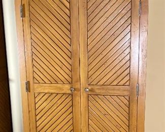Arched Top Wood Wardrobe Cabinet Armoire	85 x 41 x 16.5in	HxWxD
