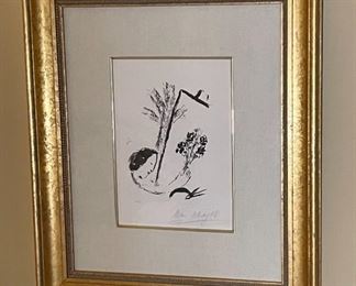 Signed Marc Chagall  Litho Le Bouquet A la Mein Framed Art Lithograph w/ COA	Frame: 27.5 x 2 3.5 x 3 Image: 13.5 x 9.75in	HxWxD
