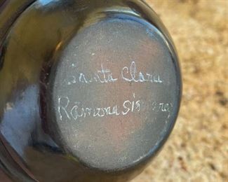 Santa Clara Ramona Sisneros Blackware Pottery Native American 4in H x 4.5in diameter