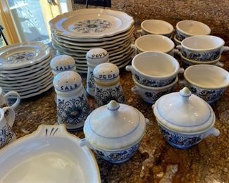 57pc Hall RAFFAELLESCO Italian Deruta Dinnerware China Set 57 pc