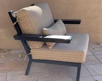 4pc Heavy Duty Patio Set	Chair: 36 x 35 x 36	HxWxD
