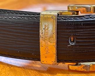Auth Louis Vuitton Epi ceinture classic belt Black Blk Gold tone 110 / 44 Size 44