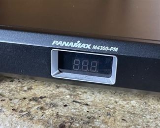 Panamax M4300-PM Home Theater Power Conditioner & Surge Protector	17“ x 9“ x 2“	
