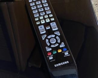 Samsung Blu Ray Player - BD-P3600 Remote and manual included 17.25” x 10” x 2”