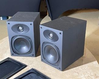 Sonance Symphony Bookshelf Speakers S622c 11.25 x 7.5 x 11.25