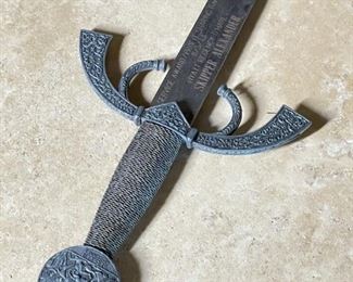 Service award prop sharing bouquet Hyatt Regency sword Sword total length 29. 75 sword blade length 24 inches