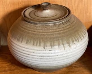 Artist Signed Glazed Stoneware Lidded Jar/Pot  Studio Pottery	8in H x 10in diameter	
