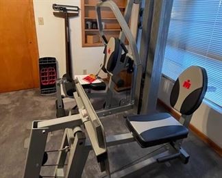 Ironman 600g Home Gym Workout Center	83 x 65 x 66in	HxWxD
