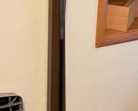 Physicians Balance Scale	58 x 18 x 21in	HxWxD
