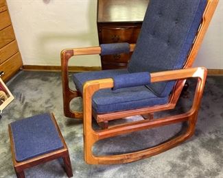 Vintage Custom Hardwood Rocking Chair with Ottoman	41 x 25 x 33in	HxWxD
