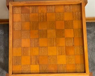 Custom Made Wood Rolling Gaming Table	16.5 x 2 3.5 x 23.5in	HxWxD
