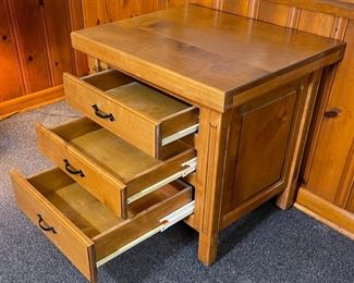 Custom Made Wood 3 Drawer Console Dresser	27 x 28 x 23in	HxWxD
