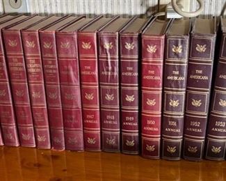 39 The Encyclopedia Americana Books		
