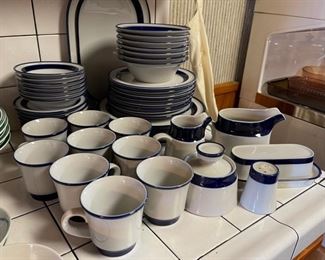 50pc Noritake Primastone Fjord Stoneware Dinerware Set	50 piece	
