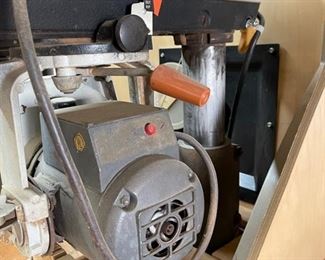 Black & Decker Commercial Duty Radial Saw	Buyer Removal	
