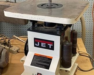 Jet JBOS-5 1/2 HP 115 Volt Benchtop Oscillating Spindle Sander with  Accessories	25” x 14.75” 14.75 inches	HxWxD
