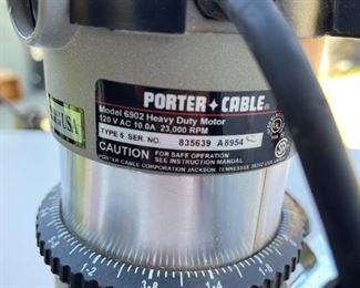 Porter Cable  Router model HD 6902 with 1001 Base	9.25x5.5x5.5	HxWxD
