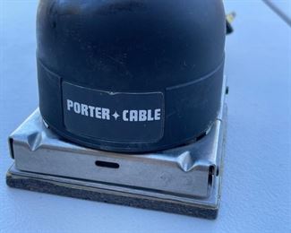 Porter Cable SPEED-BLOC Model 330 Finishing Sander 2 of 3	4.5 x 4 sanding area	
