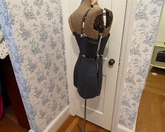 Rare Hearthside Antique Mannequin Dress Form - Adjustable 14 Sections. 