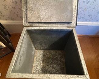 Biltmore Dairy Farms Galvanized Milk Box 