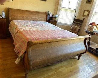 Antique Reproduction Oak Queen Sleigh Bed 