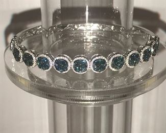 ! 14K ! White Gold  &  Blue Diamonds Exquisite Bracelet