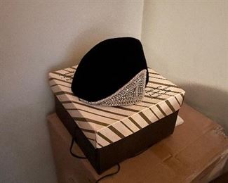 Vintage hat with box