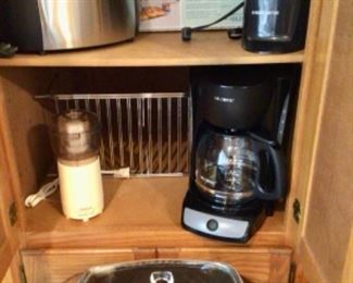 Pop-Up Toaster, Can Opener, Coffee Maker, Coffee Grinder, etc...