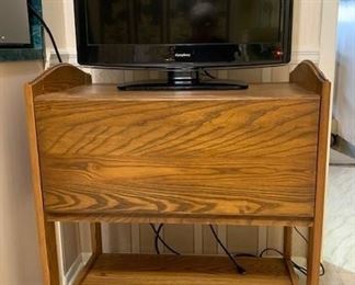 Drop-leaf roll-around