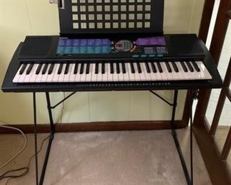 Yamaha PSR-185 keyboard
