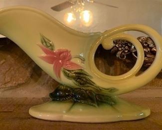 Hull Wildwood cornucopia