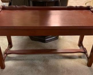 Vintage coffee table with storage
