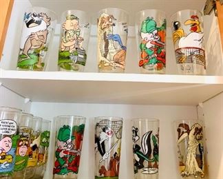 Vintage Looney Tunes Glasses