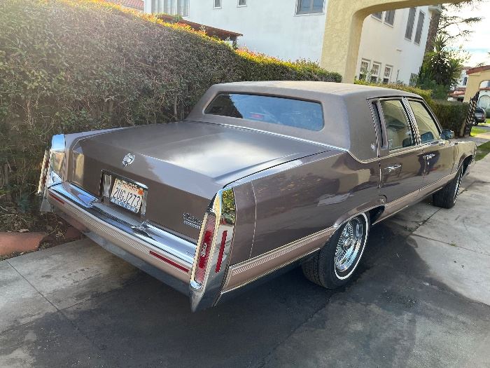 1990 Cadillac 65,000 miles EXCELLENT Condition - $8000