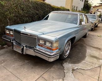 1987 Cadillac 92,3642 miles - GOOD Condition $4000