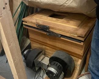 Bellows and blower motor for pipe organ maybe? 