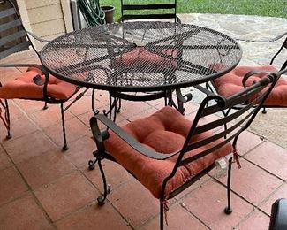  nice sturdy patio set- table and 4 chairs- 