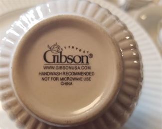 GIBSON DINNERWARE