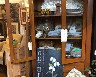 (510)Item # 5 Price $600, Country style oak china cabinet