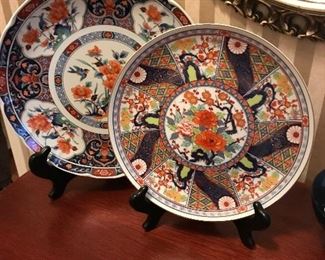 Hand painted plates... beautiful!