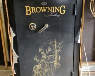 Browning Gun Safe, brand new 