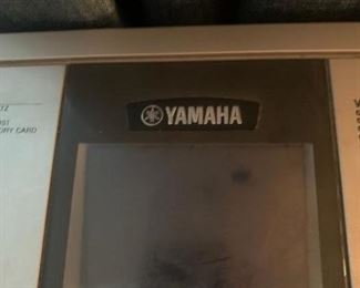 Yamaha Portable Grand DGX-505 Piano