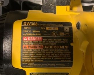 DEWALT DW368 Heavy Duty 7-1/4-Inch Lightweight Circular Saw