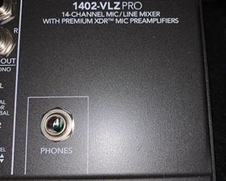 Mackie 1402-VLZ Pro 14-Channel Mic/Line Mixer w/ Premium XDR Mic Preamplifiers