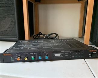 Roland SDE-1000 Digital Delay