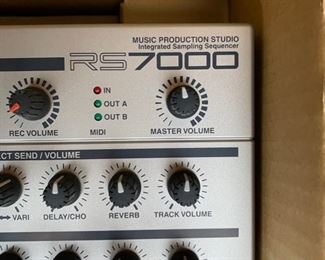 Yamaha Music Production Studio RS7000 Integrated Sampling Sequencer 