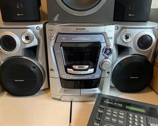 Panasonic CD Stereo System SA-AK490