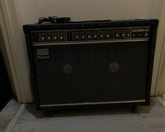 Roland JC-120 Jazz Chorus 2-Channel 120-Watt 2x12" Guitar Combo